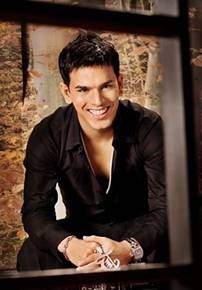 TITO »EL BAMBINO» GRABARÁ EN PORTUGUÉS