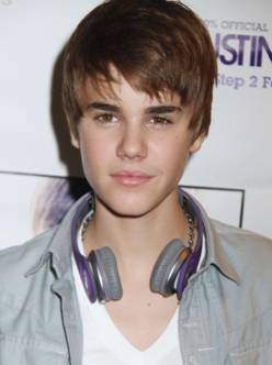 JUSTIN BIEBER GASTA MILLONARIA SUMA DE DINERO EN LENCERÍA