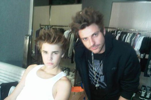 JUSTIN BIEBER TIENE UN SEXY CAMBIO DE LOOK