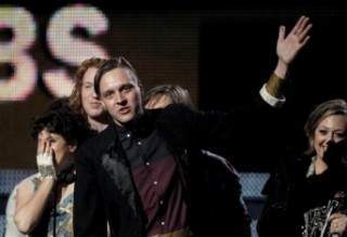 Arcade Fire ganó Grammy a mejor álbum del año