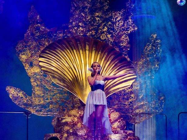 Kylie Minogue quiere ser mamá y ya busca vientre de alquiler