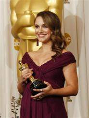 Natalie Portman gana Oscar a mejor actriz por »Black Swan»