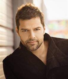 RICKY MARTIN ESTRENA HOY EN LA RADIO SU SEGUNDO SENCILLO »MAS»