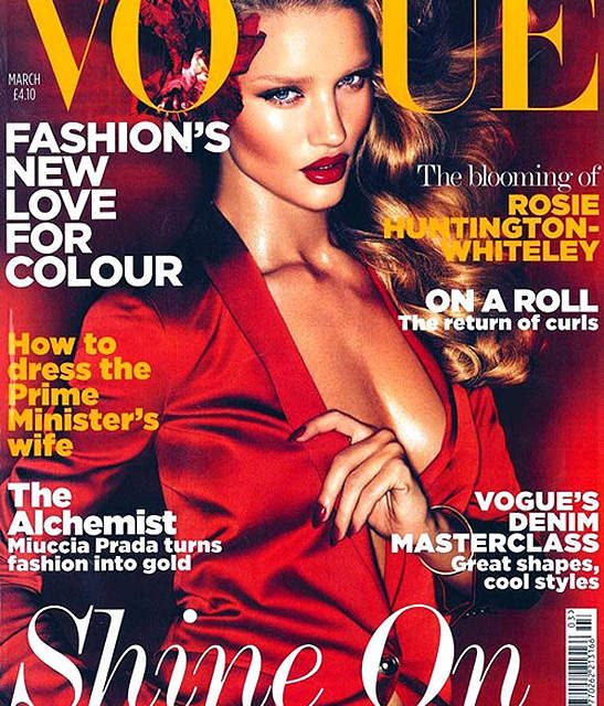 La modelo Rosie Huntington-Whiteley de Transformers 3 en topless para Vogue UK (+Fotos)