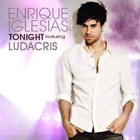 ENRIQUE IGLESIAS CELEBRA EL ÉXITO DE »TONIGHT»
