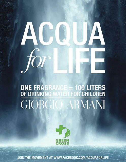 Giorgio Armani promueve campaña »Acqua for life»