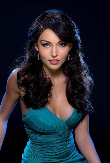 INTERNAUTAS DECIDEN EL FINAL DE »TERESA»