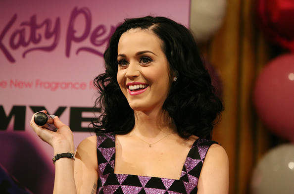 Katy Perry lanzó su perfume en Australia
