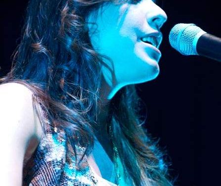 MARIANA VEGA OVACIONADA EN EL AUDITORIO NACIONAL DE MEXICO