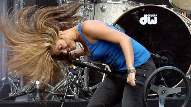 Shakira ensaya en Barcelona las escenas del videoclip de »Rabiosa»