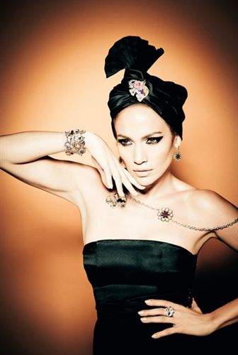 Jennifer Lopez, muy oriental para Tous… (+Imágenes exclusivas)