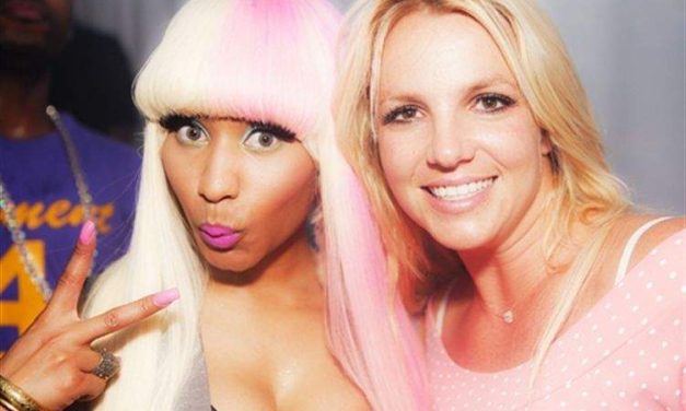 Britney Spears causa alboroto en una fiesta de Nicki Minaj