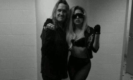 Lady Gaga hizo de »asistente» de Iron Maiden en Florida