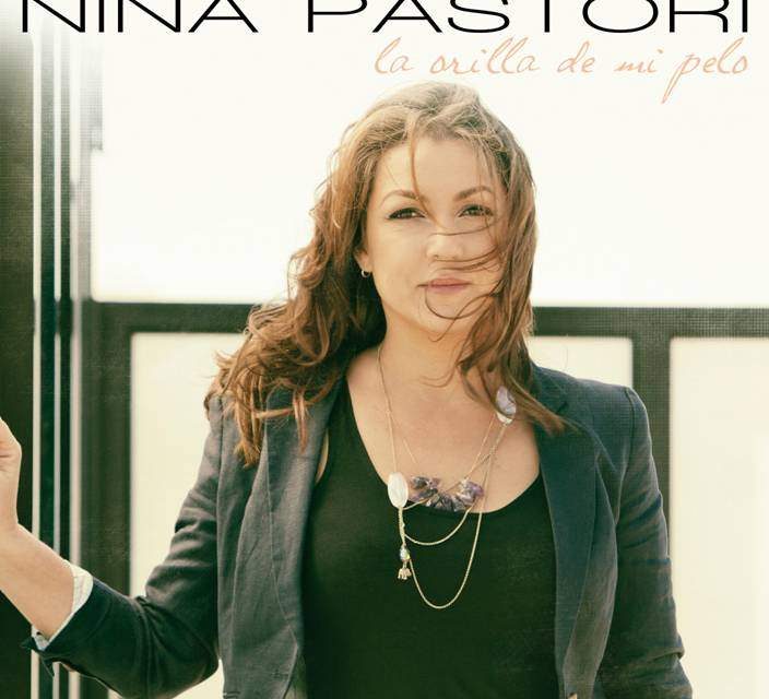 Niña Pastori anuncia el lanzamiento de su nuevo single »La Orilla De Mi Pelo»