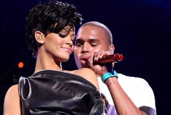 Rihanna y Chris Brown se reencuentran por Twitter