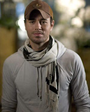 ENRIQUE IGLESIAS VUELVE A VENEZUELA… Se presenta el 7 de Julio, terraza del CCCT