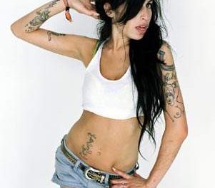 Drogas paralizan a Amy Winehouse