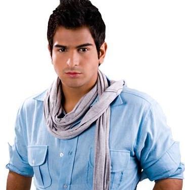 ALEJANDRO PALACIO DE »OYE BONITA» ¡LLEGA A VENEZUELA PARA PROMOCIONAR SU NUEVO DISCO!
