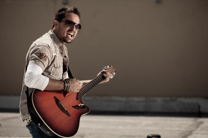 Max Pizzolante es el cantante masculino venezolano favorito