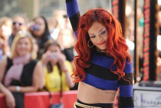 Rihanna muy sexy en »The Today Show»en Nueva York (+Fotos y Video)