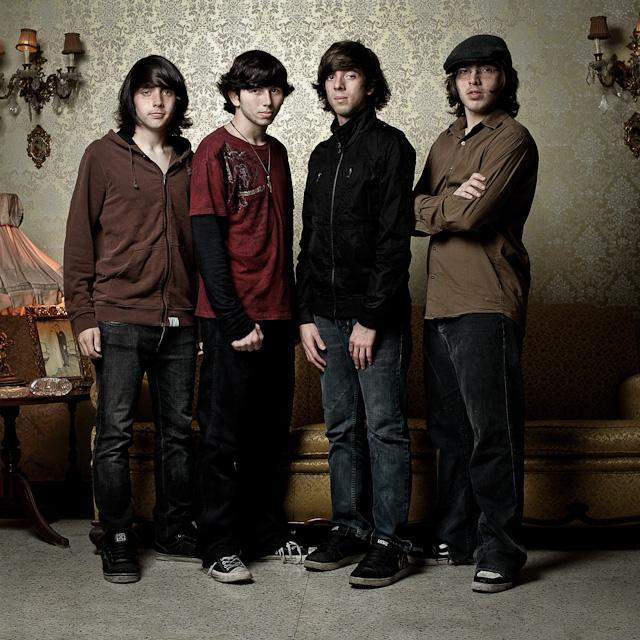 THE ASBESTOS FILMARA DOCUMENTAL DE SU SENCILLO »ALZHEIMER»