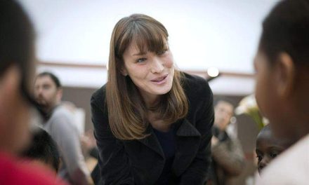 Carla Bruni espera gemelos de Nicolas Sarkozy