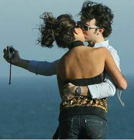 KEVIN JONAS ESTARÍA PENSANDO EN CONVERTIRSE EN PADRE