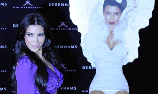Kim Kardashian presentó su perfume en Londres (+Fotos)