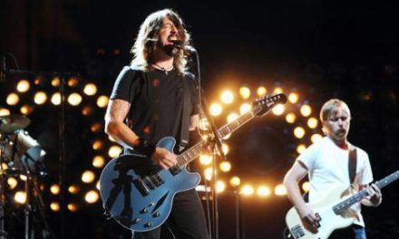 Los Foo Fighters preparan con humor acto para MTV Movie Awards