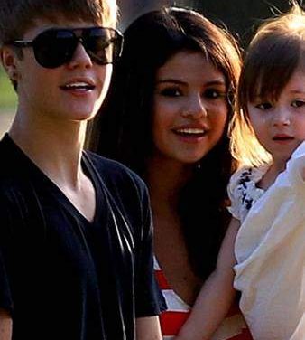 JUSTIN BIEBER PEDIRÍA LA MANO DE SELENA GOMEZ