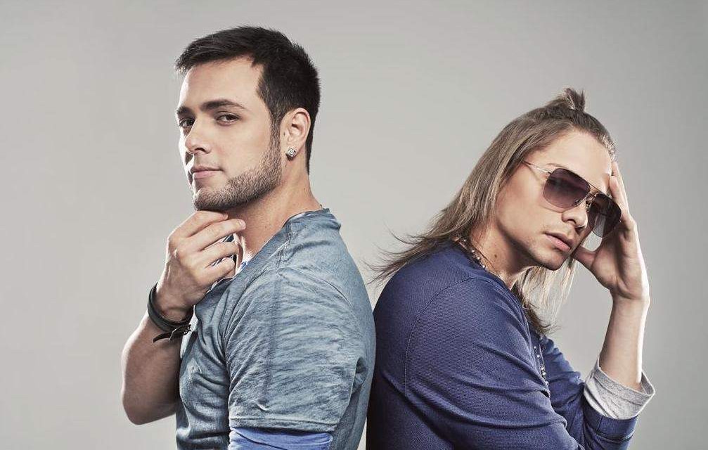 Kent y Tony reparten un »Mordisquito»