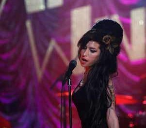 Amy Winehouse habría muerto por síndrome de abstinencia