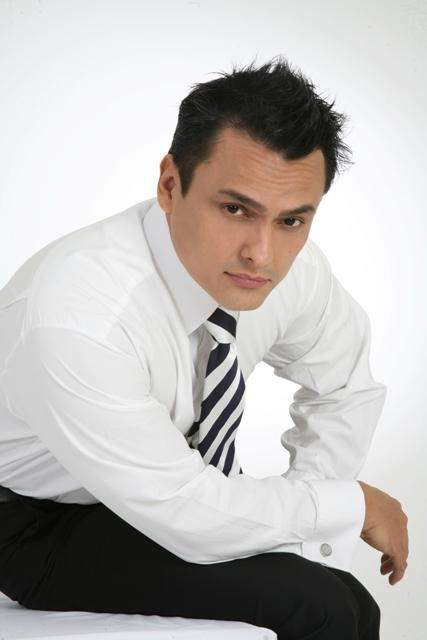 EDUARDO KANO PRESENTARÁ SU COLECCIÓN OTOÑO-INVIERNO 2011-2012