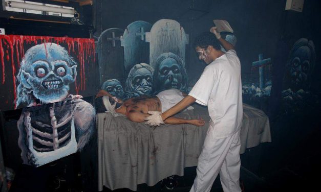 LA MANSION DEL TERROR ABIERTA DURANTE LAS VACACIONES