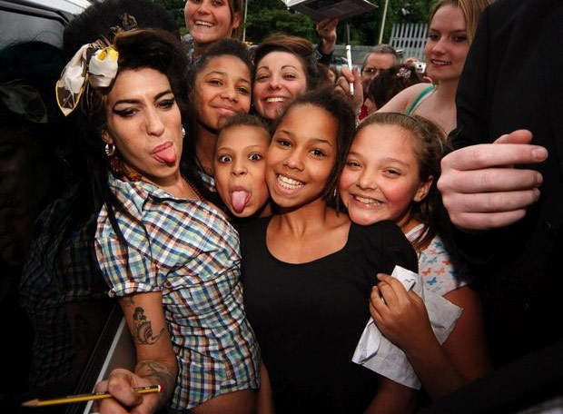 Divorcio, drogas y alcohol, los temas del tercer disco de Amy Winehouse