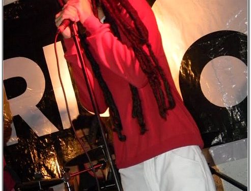 VIGESIMO CELEBRO SU ANIVERSARIO CON SHALOM VIBRATION
