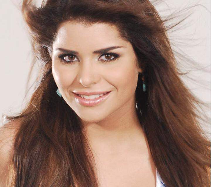 ANDREA DE LIMA EN ALTA ROTACION EN HTV MUSICA