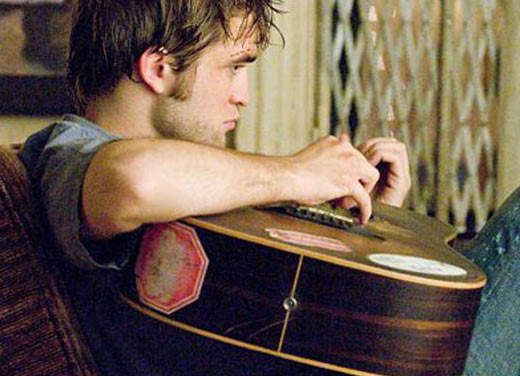 ¡Robert Pattinson se pasa a la música!