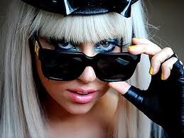 Lady Gaga demanda a empresa de cosméticos por usar su nombre