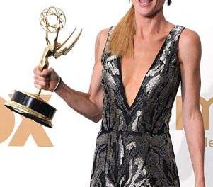 ‘Modern Family’ impone su modelo de familia en los Emmy