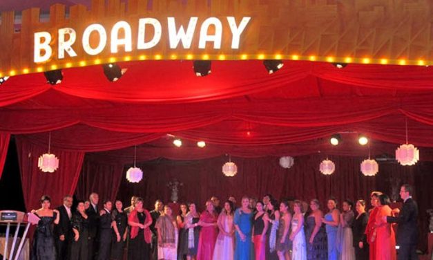 Las Estrellas de Broadway se unen en Panamá para el Súper Seminario de Tupperware