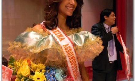 María José Brito electa reina de la Feria Agroindustrial Internacional de Valencia 2011