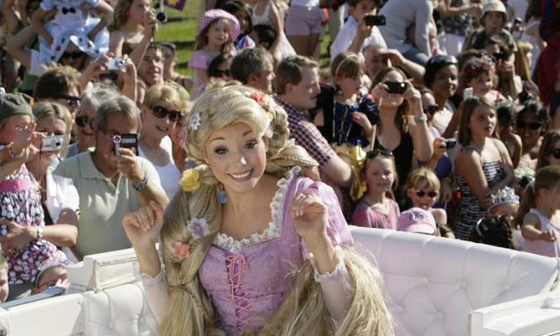 RAPUNZEL FUE CORONADA COMO LA 10ª PRINCESA DISNEY