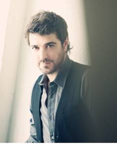 ANTONIO OROZCO ARRASA EN VENTAS EN ESPAÑA
