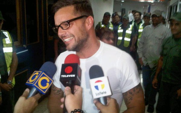 Ricky Martin ya llegó a Venezuela