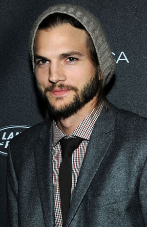 Reprenden a Ashton Kutcher por un mensaje en Twitter
