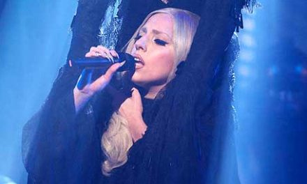 Lady Gaga, decapitada en Factor X (+Video)