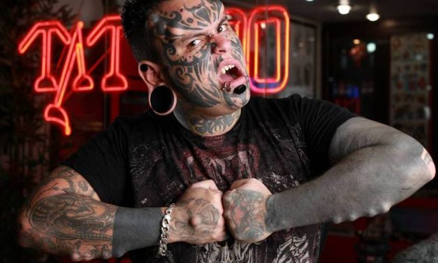 Venezuela Expo Tattoo 2012 trae a la mujer vampiro desde México
