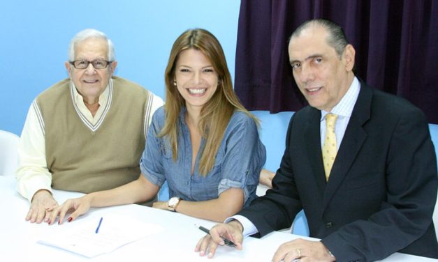 MARIANGEL RUIZ RENOVO CONTRATO CON VENEVISION
