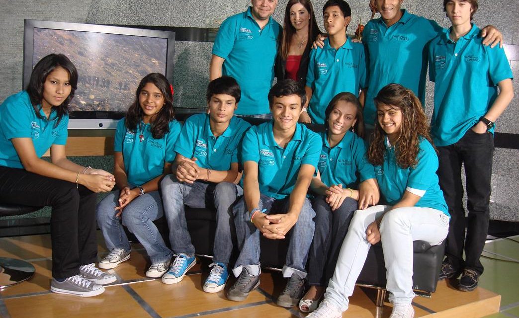 Televen escala con los niños hasta llegar a la Cumbre